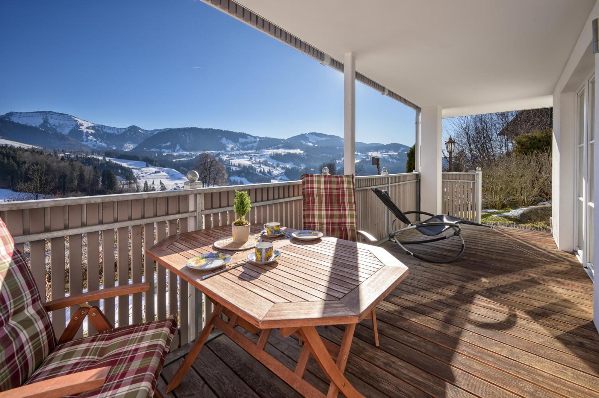 Haus "Bergblick" Ferienwohnung Falken Mit 1 Schlafzimmer Oberstaufen Extérieur photo