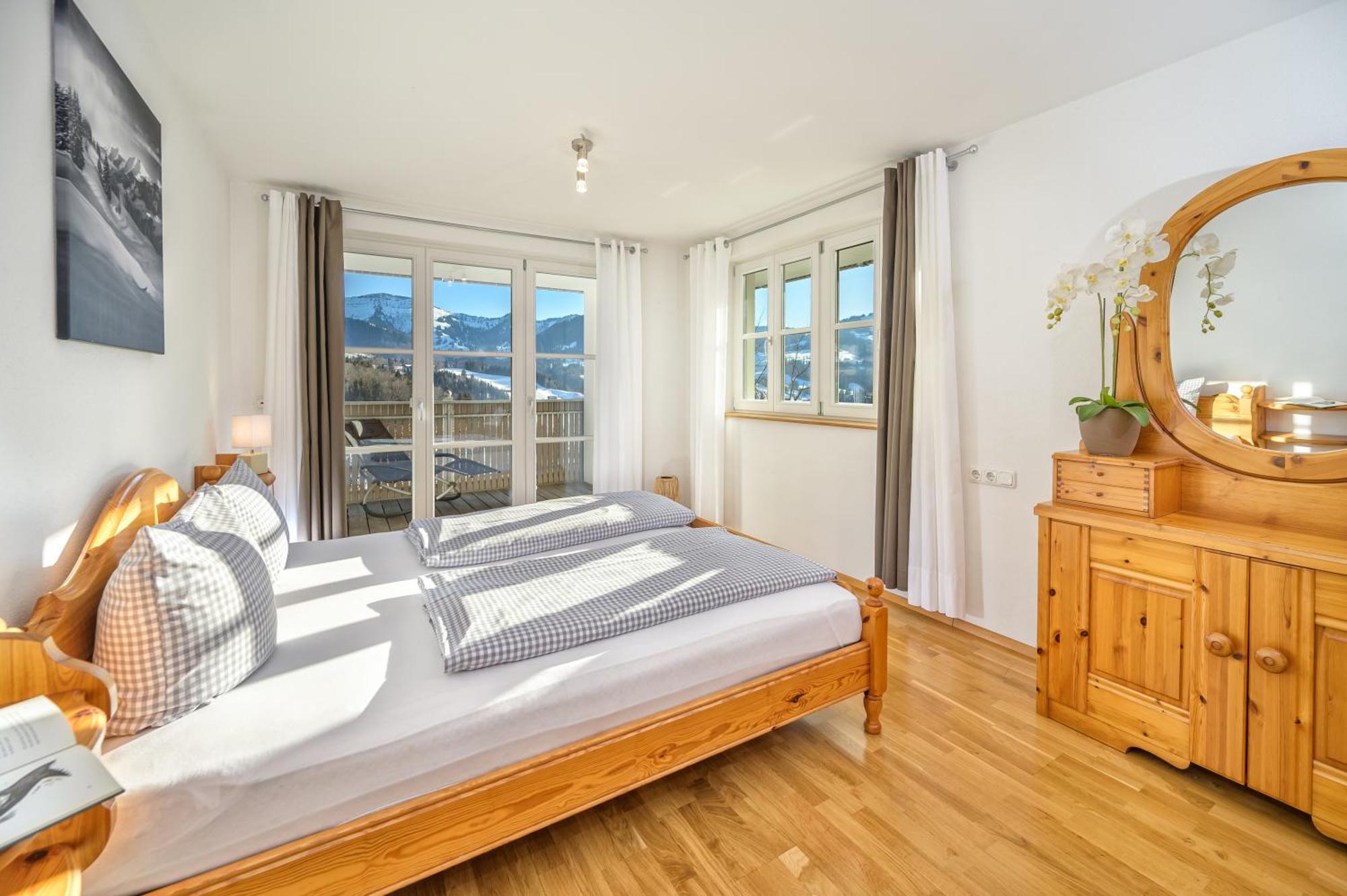 Haus "Bergblick" Ferienwohnung Falken Mit 1 Schlafzimmer Oberstaufen Extérieur photo